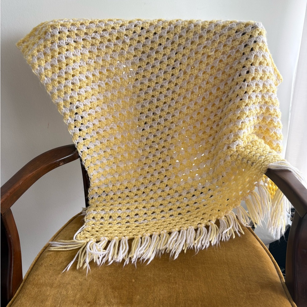 Vintage Handmade Crochet Throw Blanket Yellow White Fringe MCM Mid Century 31x46
